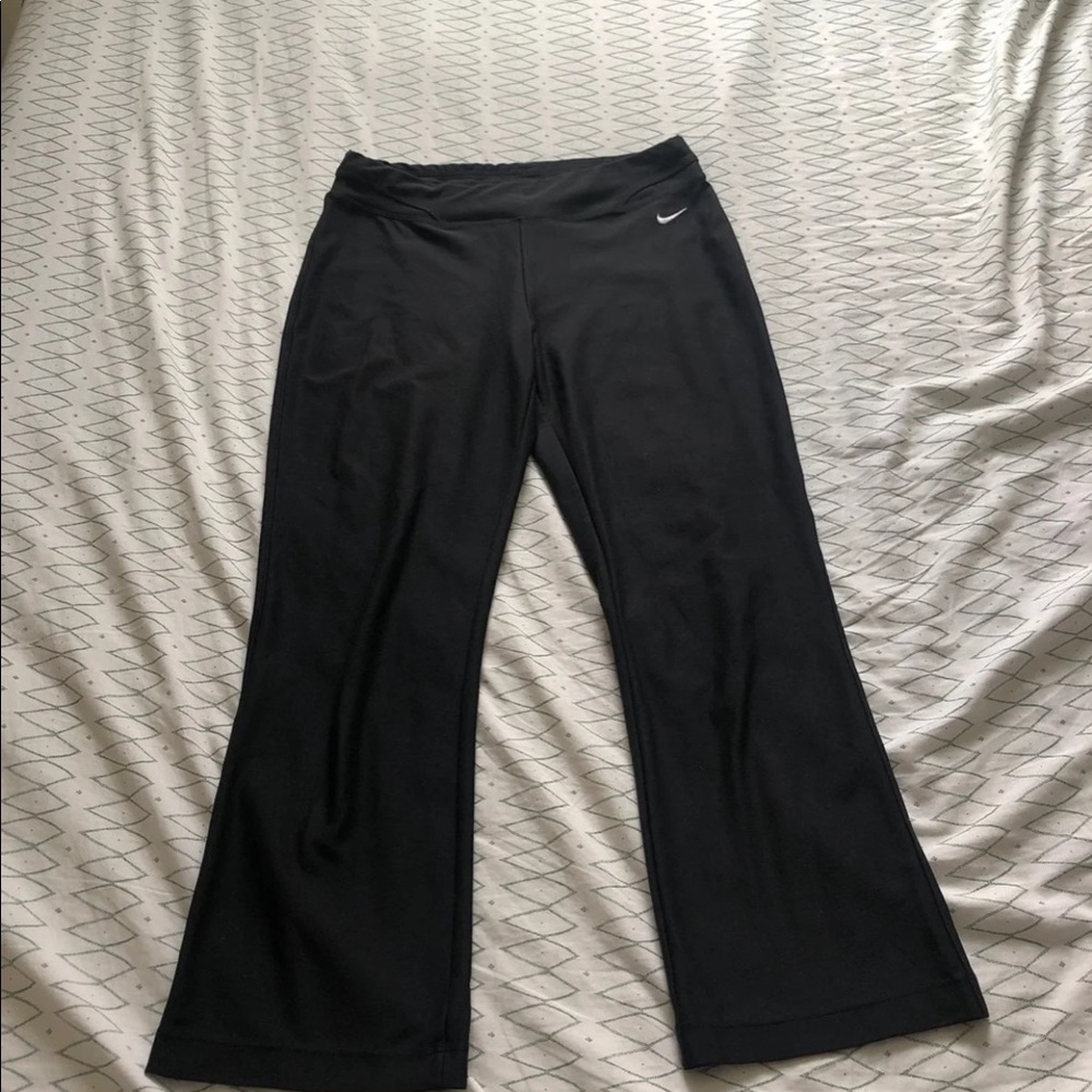 5/$10 sale! Nike yoga